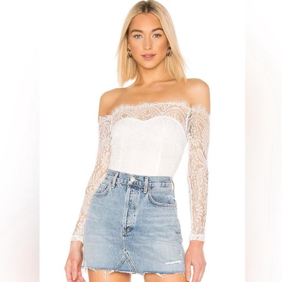 superdown Tops - Revolve x Superdown Rivka Lace Off The Shoulder Bodysuit size Medium $68